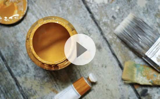 How to Apply a Coloured Ground with Acrylic Paint (video)